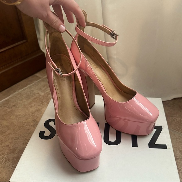 Schutz Light Pink Patent Leather Renee Heel, Size 7 - Picture 2 of 7